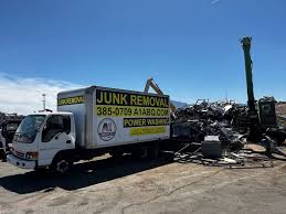 Best Retail Junk Removal  in Lyndonville, VT